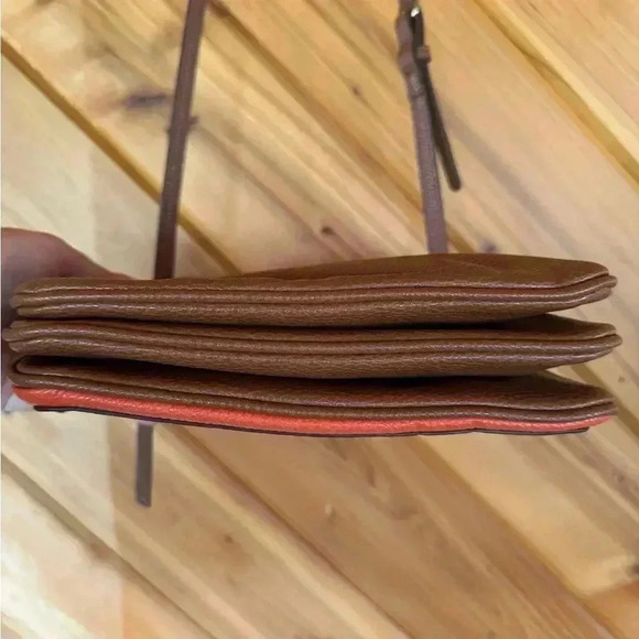 Nine West JADA Cross Bag Cream & Salmon Lining Multi Compartments 9 x 8 x 5 - Picture 9 of 9